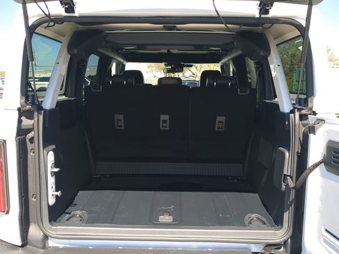 New 2026 Ford Bronco Badlands image 11