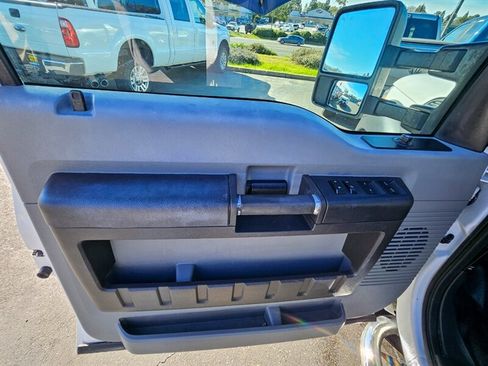 Used 2014 Ford F450 XL w/ Power Equipment Group image 26