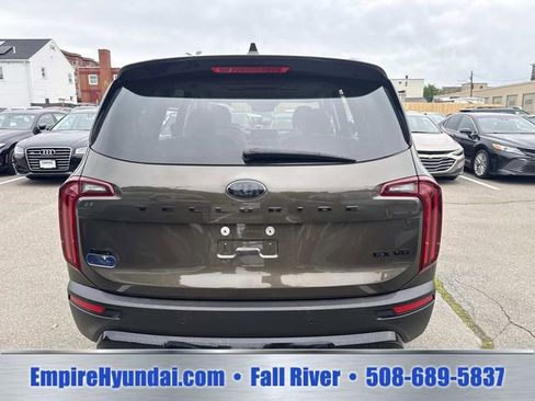 Used 2021 Kia Telluride EX w/ EX Premium Package AWD/4WD image 4