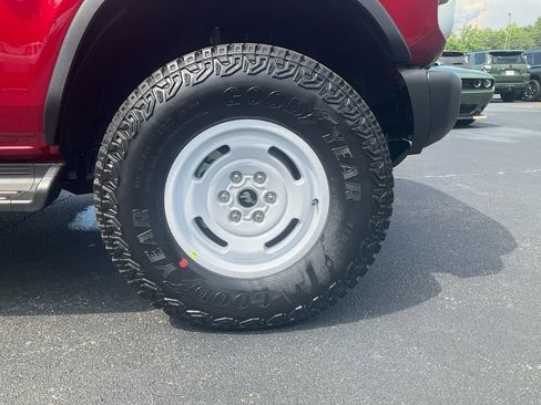 New 2026 Ford Bronco Heritage Edition AWD/4WD image 10