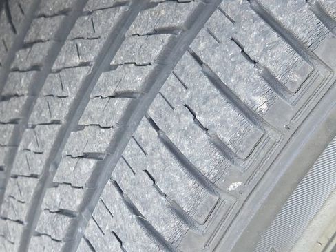 Used 2023 Jeep Grand Cherokee L Laredo image 17