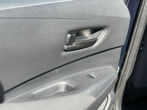 Used 2023 Toyota Corolla LE image 11