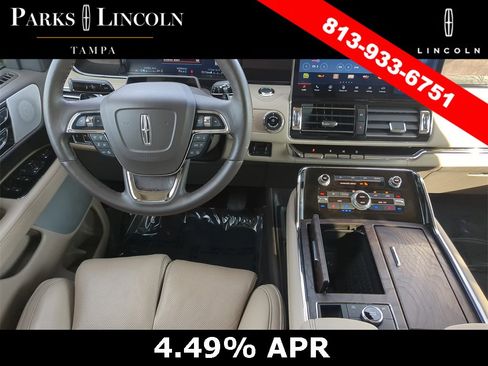 Certified 2022 Lincoln Navigator Reserve image 12