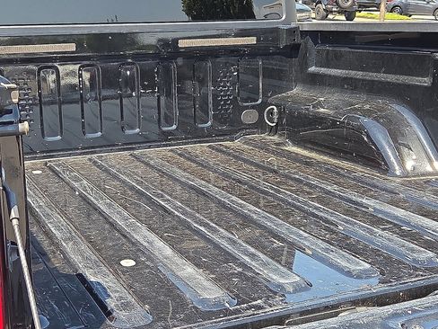 Used 2023 Jeep Gladiator Mojave image 24