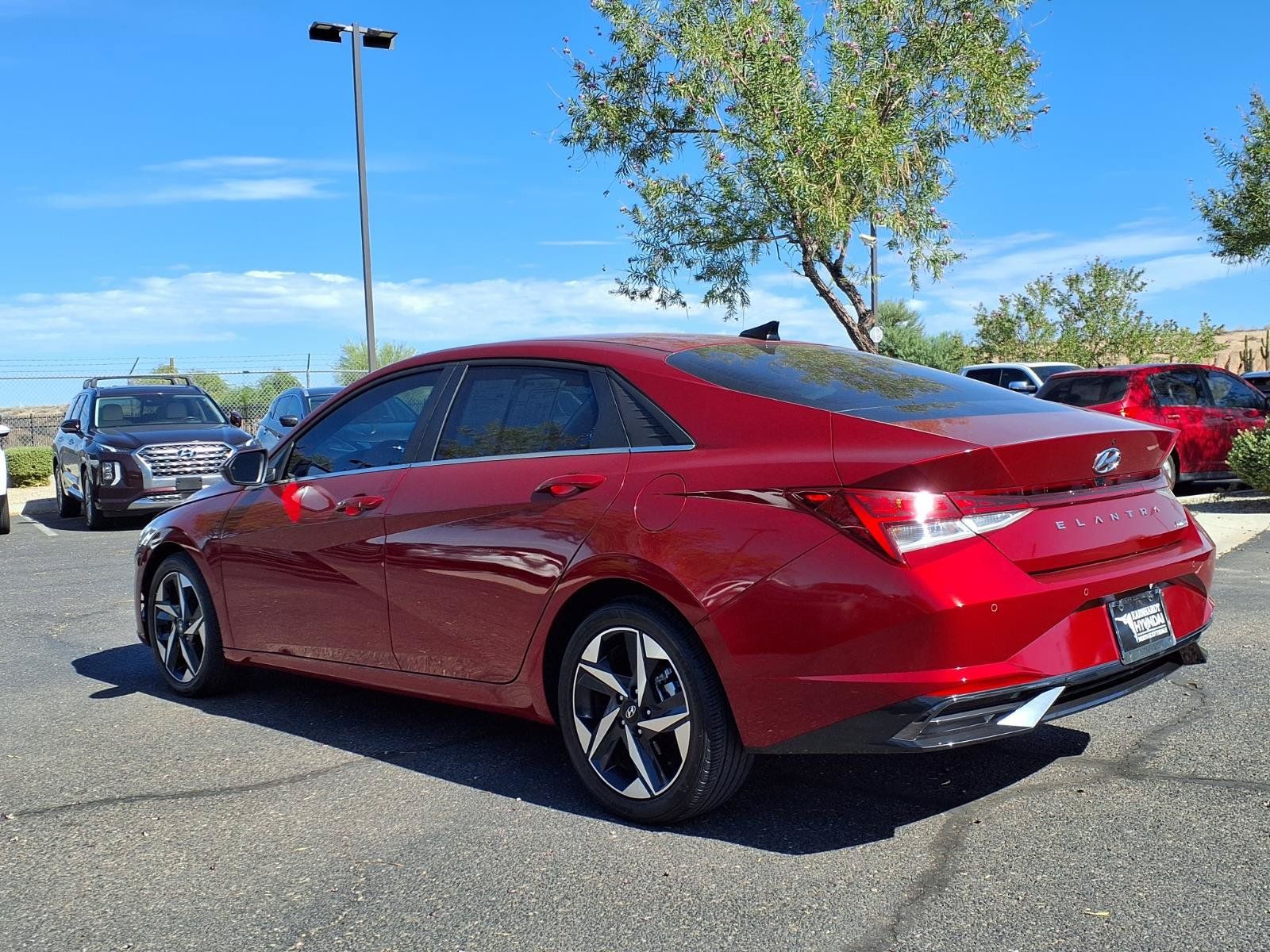 Certified 2023 Hyundai Elantra Limited FWD image 4