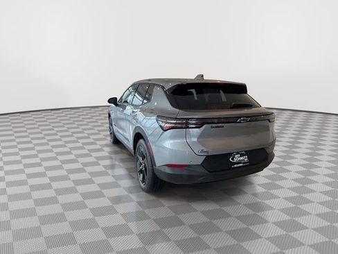 New 2026 Chevrolet Equinox EV LT w/ Comfort Package FWD image 8