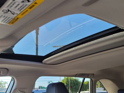 Used 2025 Toyota RAV4 XLE Premium image 13