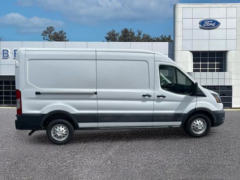 Used 2023 Ford Transit 250 Medium Roof AWD image 6