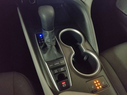 Used 2022 Toyota Camry LE w/ Cold Weather Package image 26