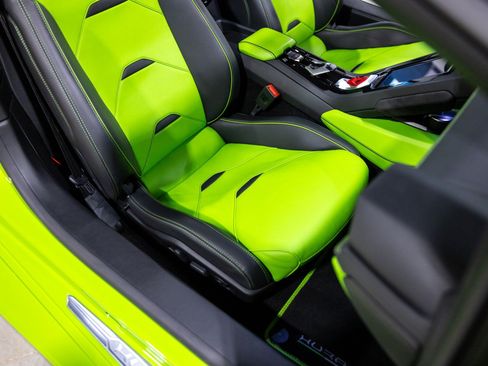 Used 2023 Lamborghini Huracan EVO AWD/4WD image 31