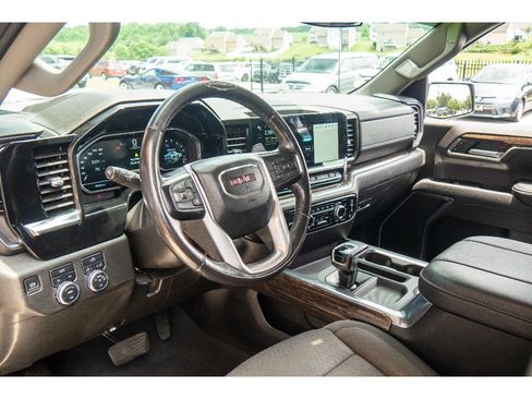 Used 2023 GMC Sierra 1500 Elevation AWD/4WD image 13