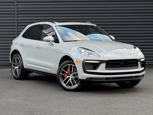 New 2026 Porsche Macan S image 9