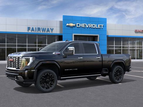 New 2026 GMC Sierra 2500 Denali w/ Denali Reserve Package AWD/4WD image 2