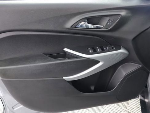 Used 2024 Chevrolet Trax LS w/ Driver Confidence Package image 22