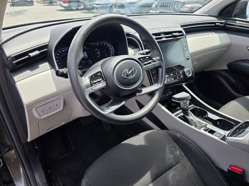 Used 2023 Hyundai Tucson SEL FWD image 15