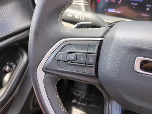 Used 2023 Jeep Grand Cherokee L Laredo AWD/4WD image 19