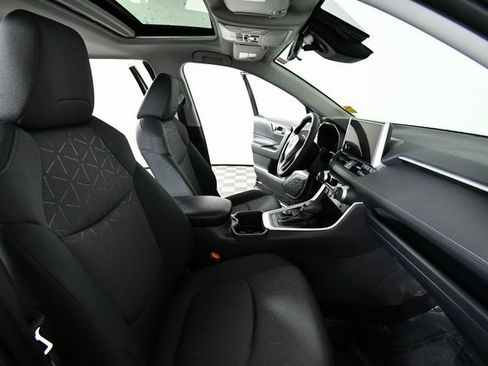 New 2025 Toyota RAV4 XLE image 22
