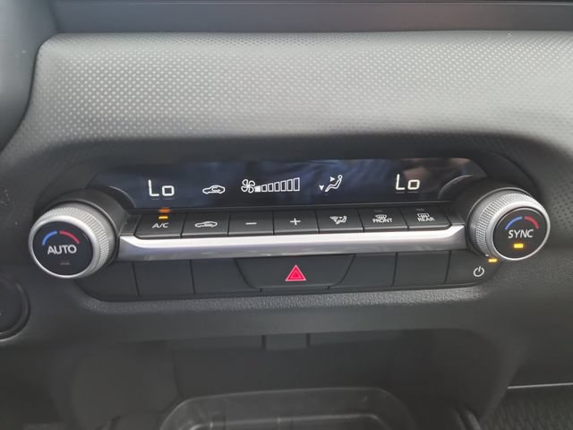 Used 2025 MAZDA CX-50 AWD 2.5 S w/ Weather Package image 17