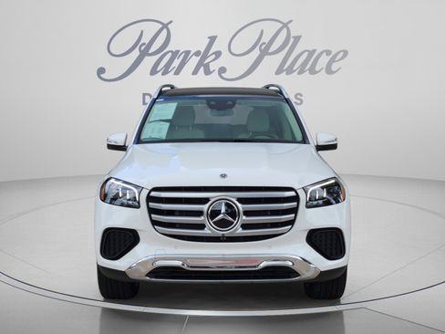 Certified 2025 Mercedes-Benz GLS 450 4MATIC image 5