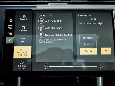 Used 2025 Land Rover Range Rover Long Wheelbase Autobiography image 75