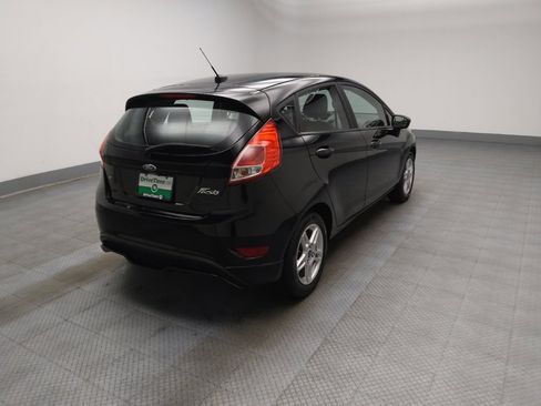 Used 2018 Ford Fiesta SE image 9