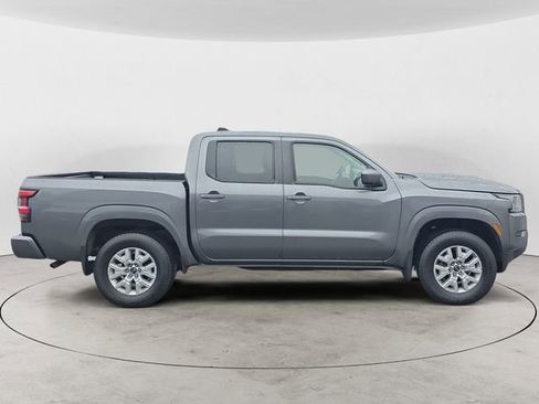 Used 2023 Nissan Frontier SV w/ Tow Package image 6