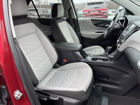 Used 2018 Chevrolet Equinox LT FWD image 26