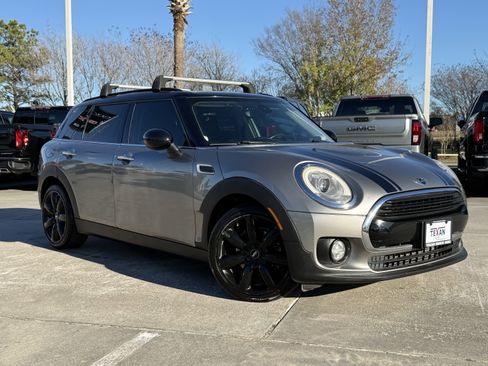 Used 2016 MINI Cooper Clubman image 2