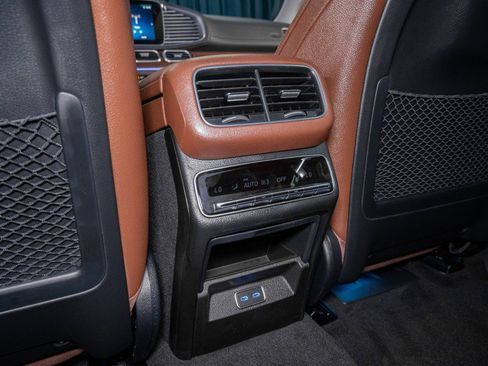 New 2026 Mercedes-Benz GLS 450 4MATIC image 23