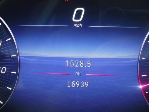 Used 2022 Mercedes-Benz C 300 4MATIC Sedan image 45