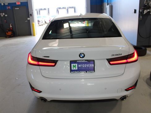 Used 2020 BMW 330i xDrive Sedan w/ Convenience Package AWD/4WD image 23