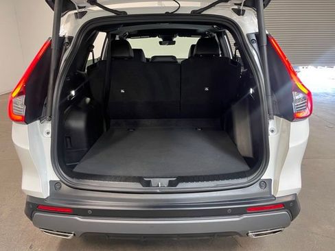 Used 2025 Honda CR-V Sport Touring image 16