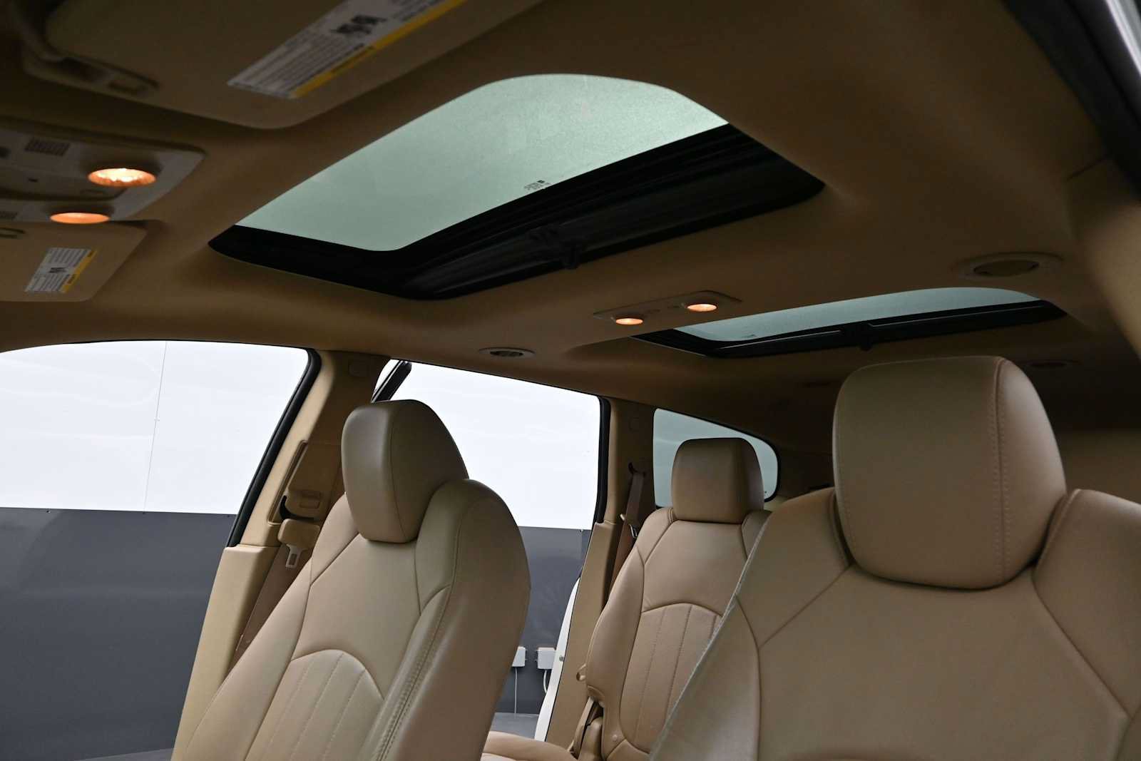 Used 2012 Buick Enclave Leather AWD/4WD image 11