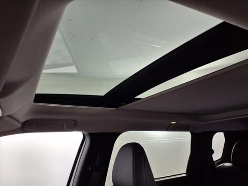 Used 2024 Mitsubishi Outlander SE image 13