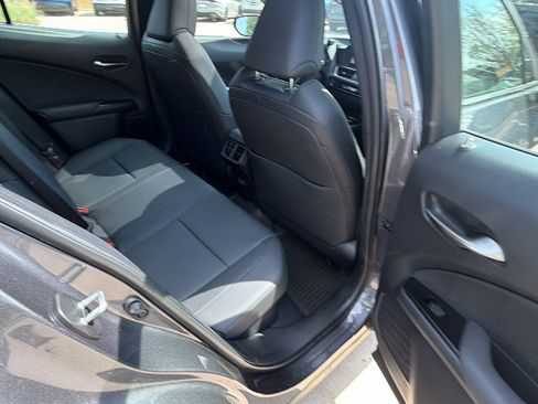 Used 2024 Lexus UX 250h F Sport image 22
