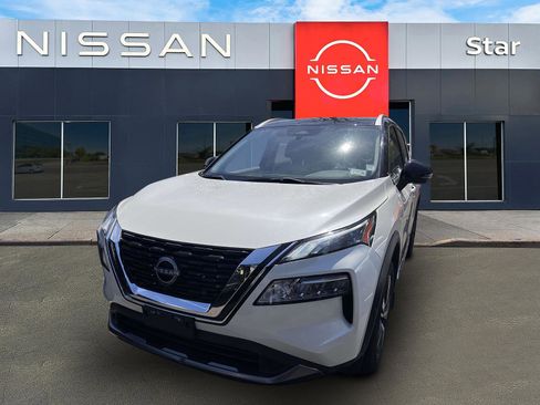 Used 2023 Nissan Rogue SL AWD/4WD image 3