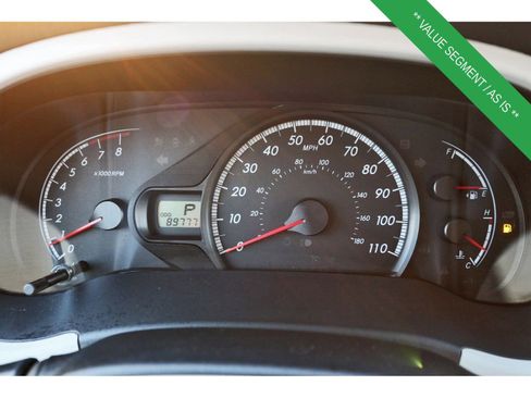 Used 2011 Toyota Sienna LE image 17