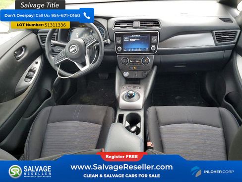 Used 2023 Nissan Leaf S FWD image 11