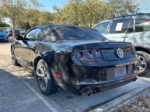 Used 2014 Ford Mustang Premium image 4
