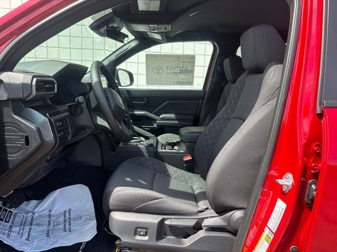 New 2026 Toyota Tacoma SR5 AWD/4WD image 4