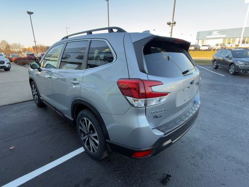 Certified 2023 Subaru Forester Limited image 5