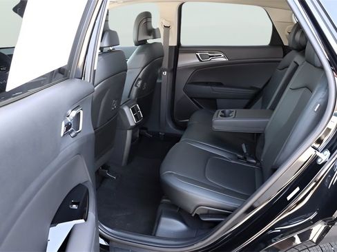 New 2025 Kia Sportage SX FWD image 14