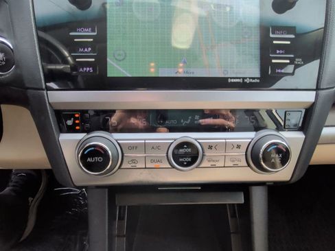 Used 2016 Subaru Outback 2.5i Limited image 20