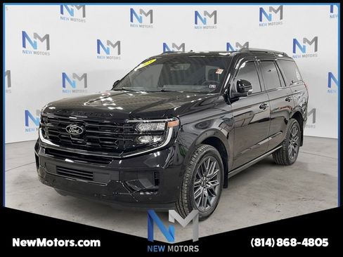Used 2025 Ford Expedition Platinum w/ Stealth Performance Package image 1