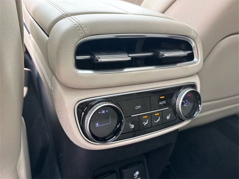 Used 2021 Genesis GV80 3.5T Advanced + image 17