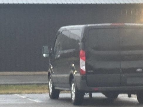 Used 2017 Ford Transit 150 130 Low Roof w/ Exterior Upgrade Package image 5