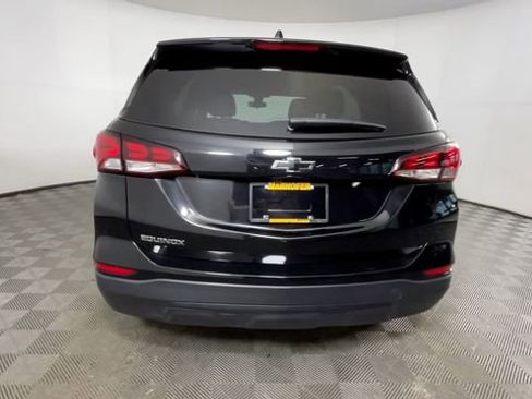 Used 2024 Chevrolet Equinox LS w/ LS Convenience Package FWD image 6