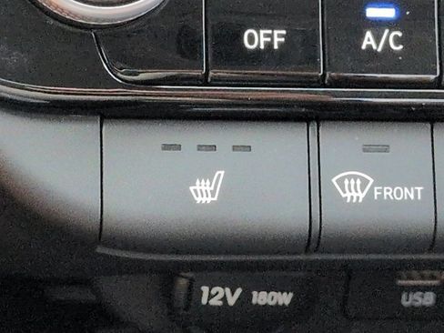 Used 2022 Hyundai Elantra Limited FWD image 24