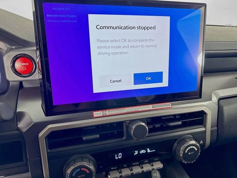 New 2025 Toyota Tacoma TRD Off-Road image 18