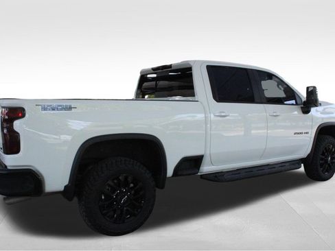 Used 2025 Chevrolet Silverado 2500 LT w/ Trail Boss Package AWD/4WD image 16